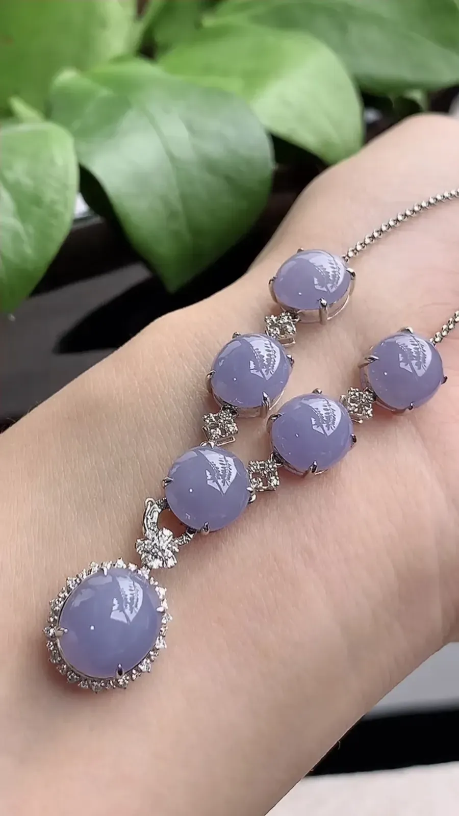 a货翡翠老坑冰种18K金伴钻镶嵌紫罗兰蛋面项链 尺寸10×9×9mm 重量8.85g 1209