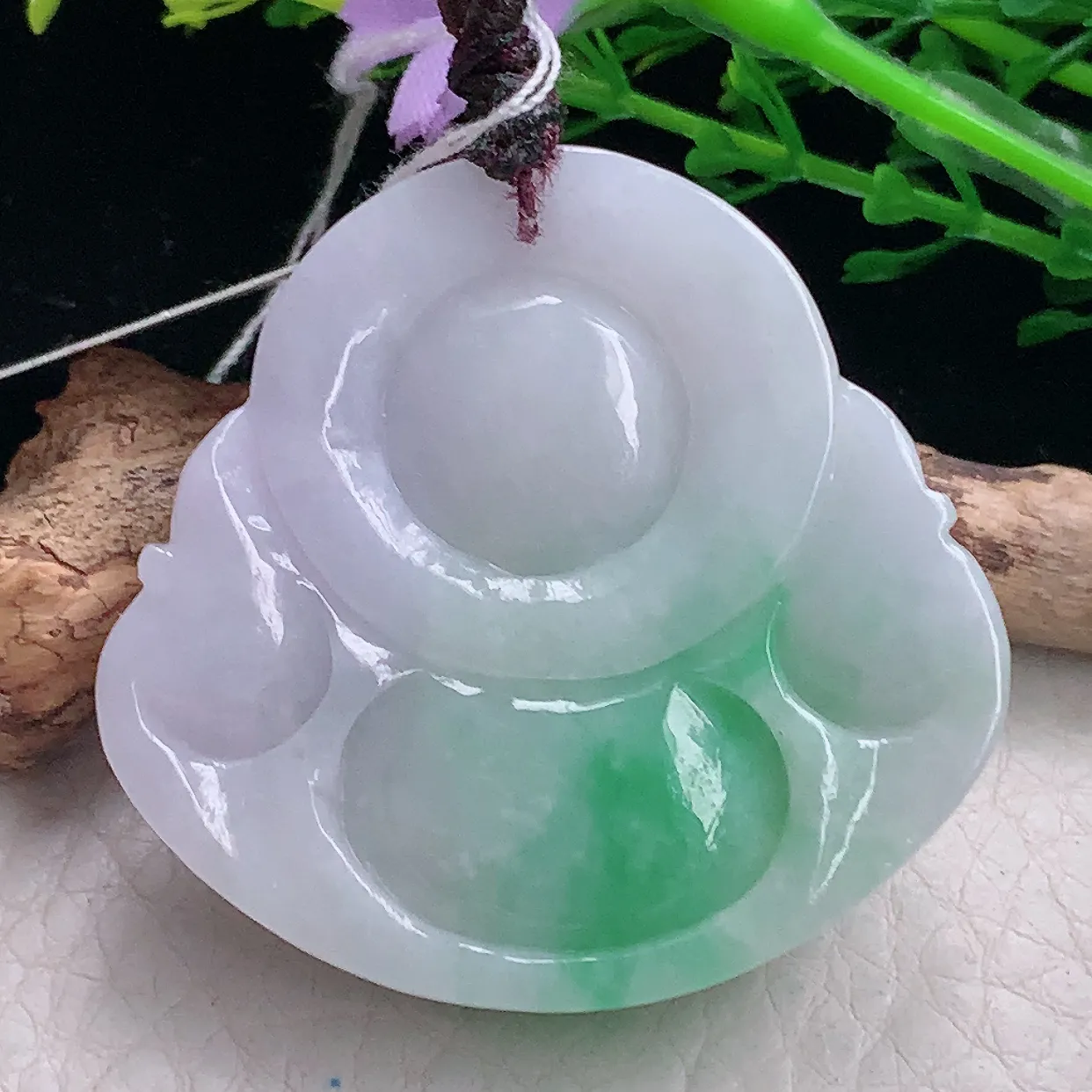 zen自然光44*46*12.3缅甸翡翠a货饱满淡春带彩佛公 弥勒佛玉吊坠 玉挂件