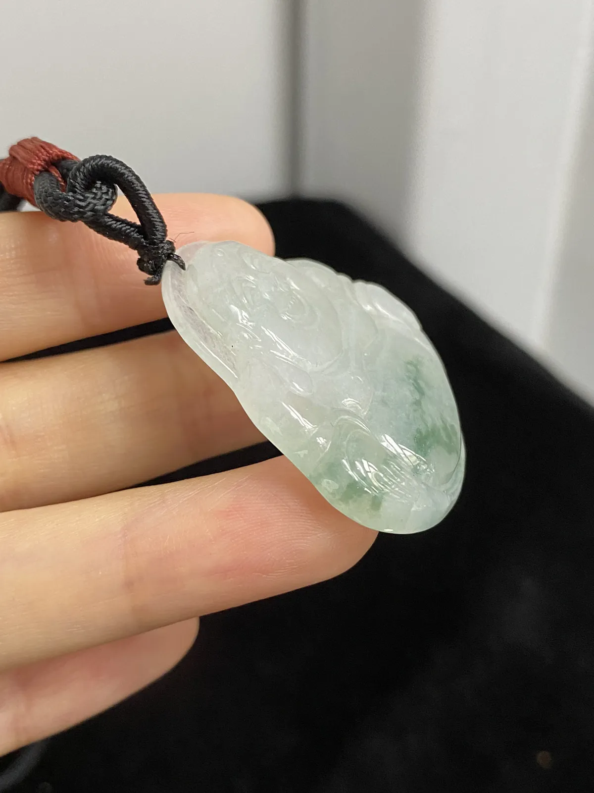 翡翠糯化种飘绿吊坠