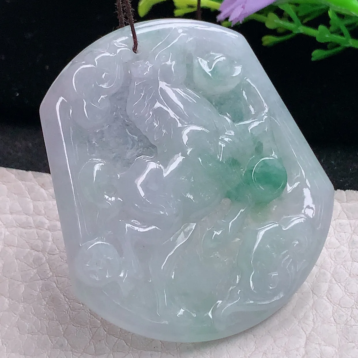 zen自然光56*51*5.3缅甸翡翠a货飘花马到功成 生肖马玉吊坠 玉挂件