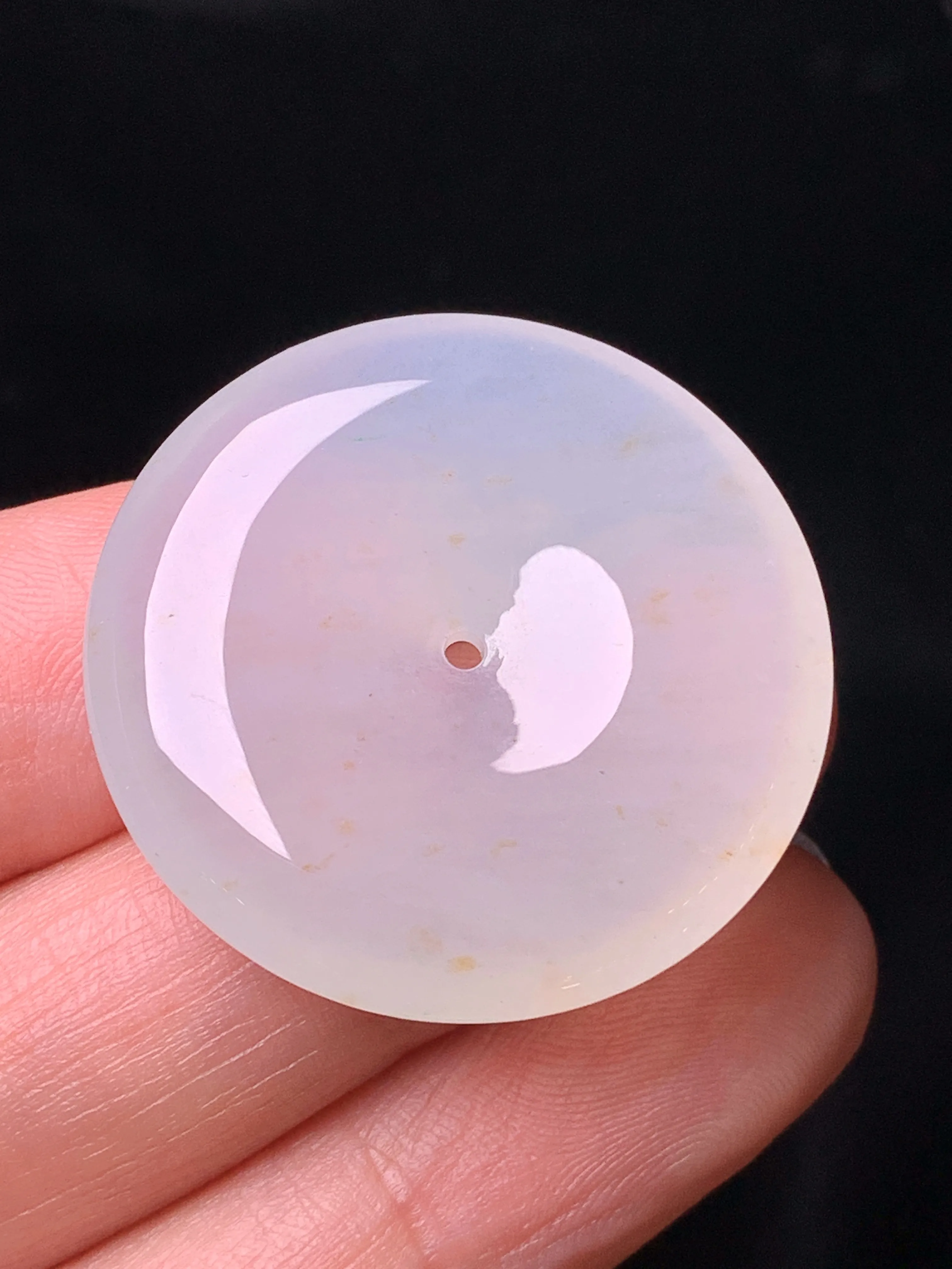 冰种平安扣吊坠 玉质细腻 水润亮眼 色泽艳丽 整体尺寸29.6*6