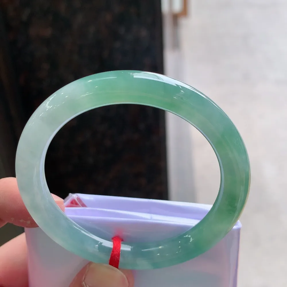 圆条冰绿 无瑕 尺寸:55.3/9 冰润