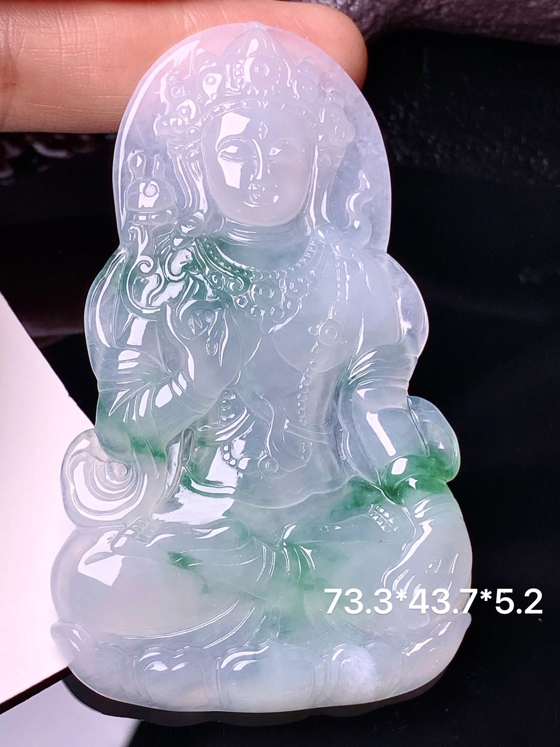 飘绿度母观音菩萨吊坠 玉质细腻 水润亮眼 色泽艳丽 整体尺寸73.3*43.7*5.2