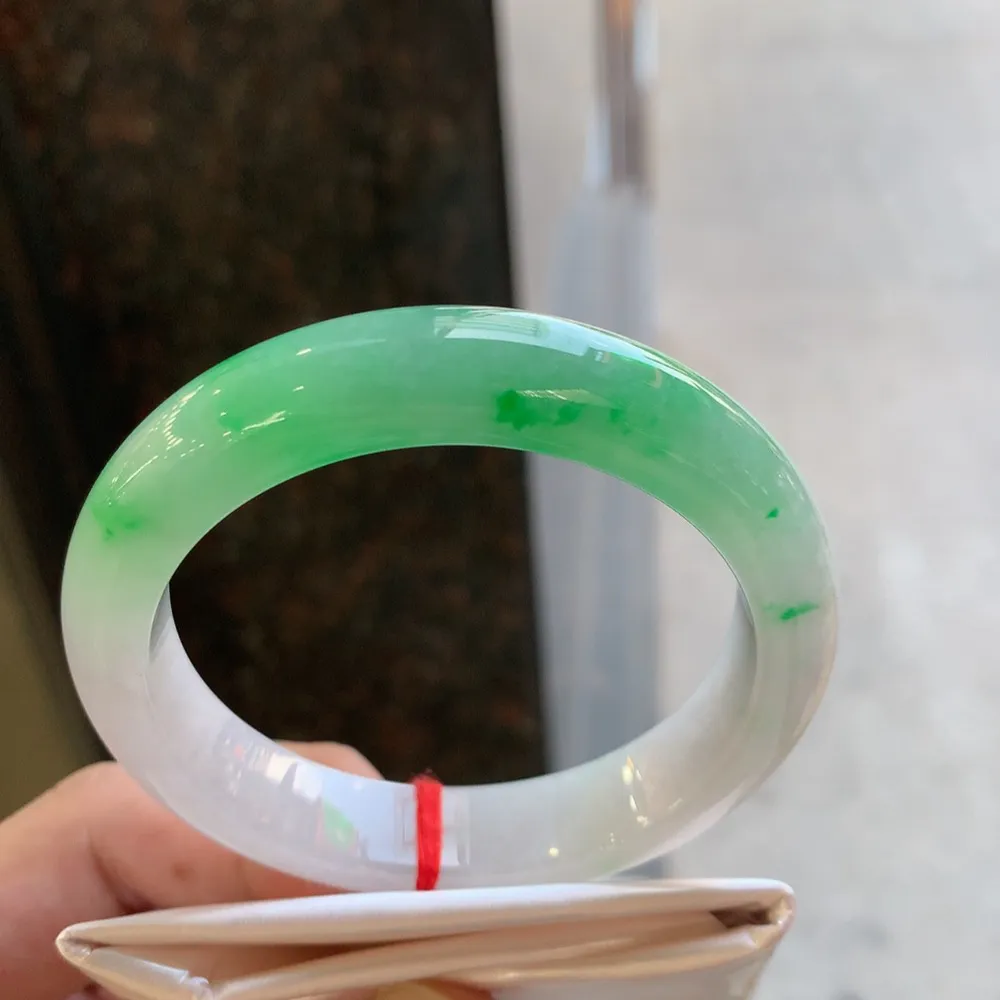 正圈冰阳绿淡淡紫 无瑕 尺寸:56.1/12.3/8.9 色好🥰🥰