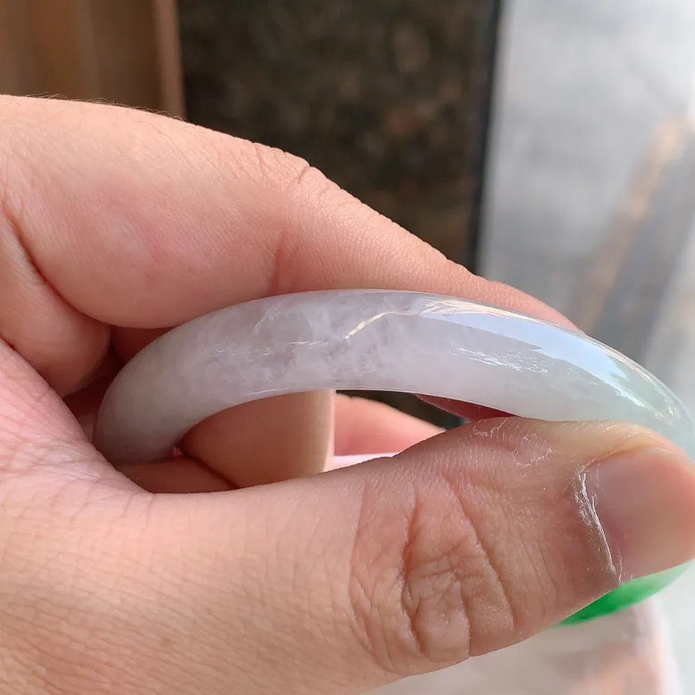 圆条冰糯阳绿 冰晶体线 尺寸:52.7/9.4/9.6 色好🥰🥰