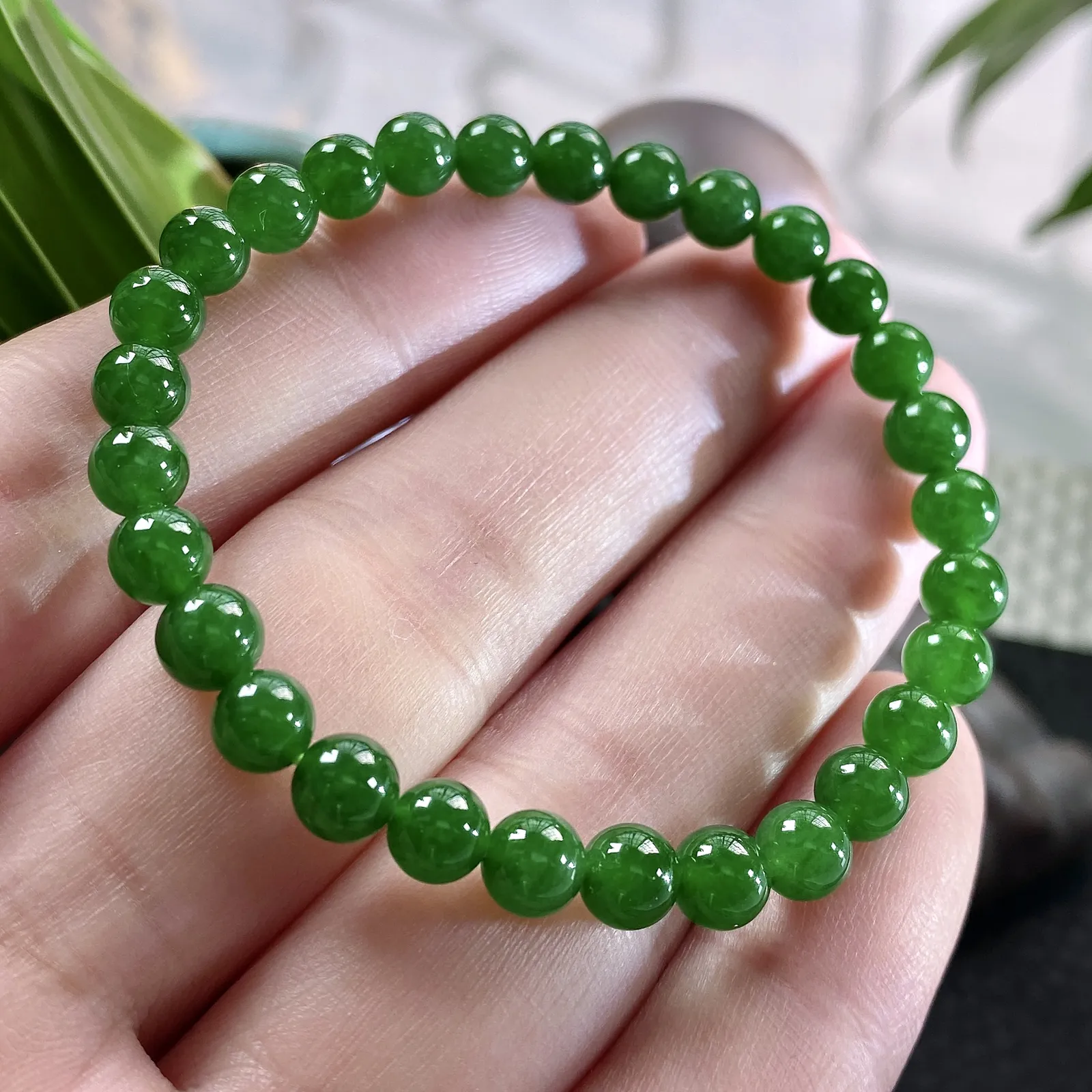 收藏级别，缅甸天然翡翠A货，卡6冰种起胶帝王绿圆珠手串手链，尺寸：6mm/29颗，长度172mm，重量：10.00g