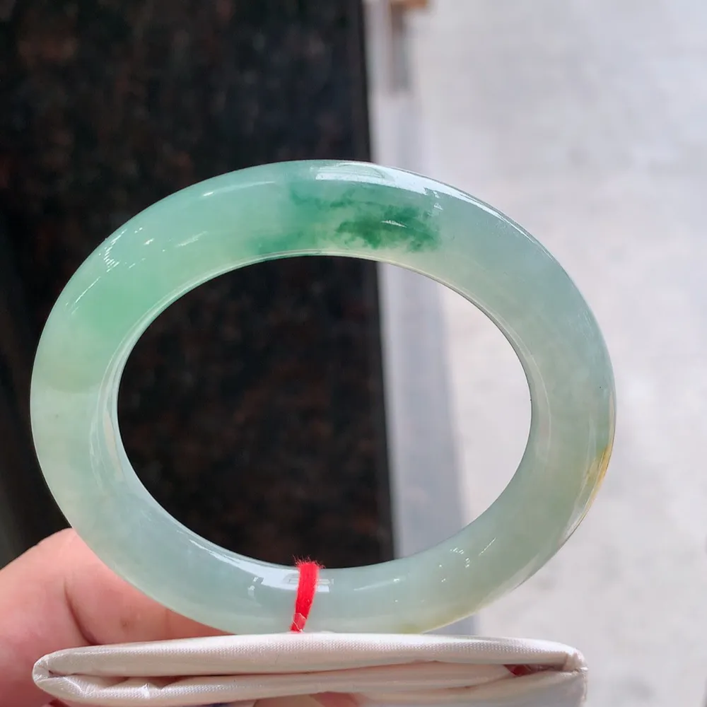 圆条冰黄翡飘花 无瑕 尺寸:57.1/11.1 种水好 花美