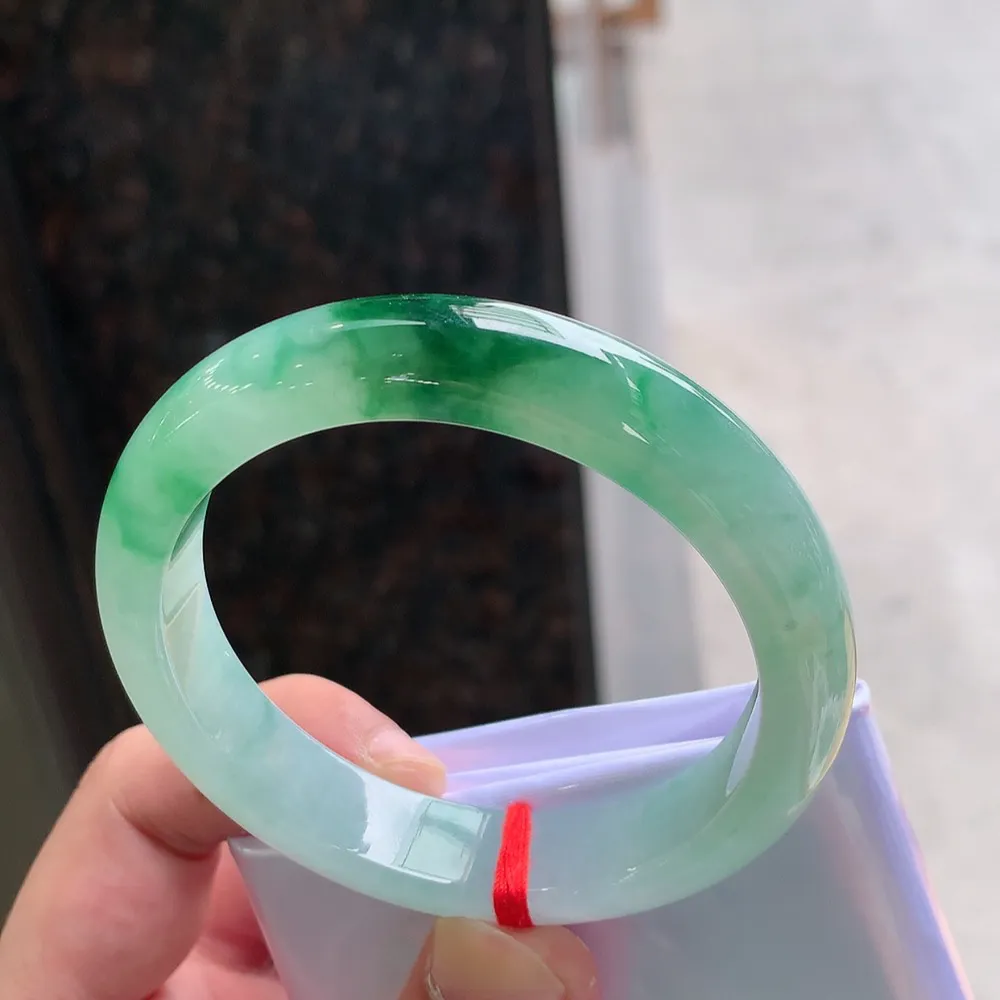 正圈冰辣绿 微细纹 尺寸:56.8/12.4/8.1 种色兼备🥰🥰