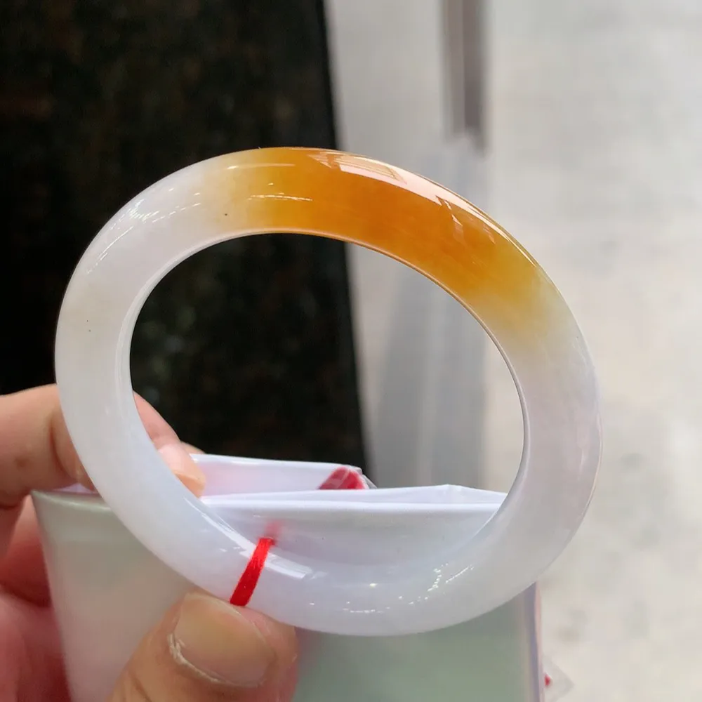 圆条冰黄翡 无瑕 尺寸:52.1/9.7 超值