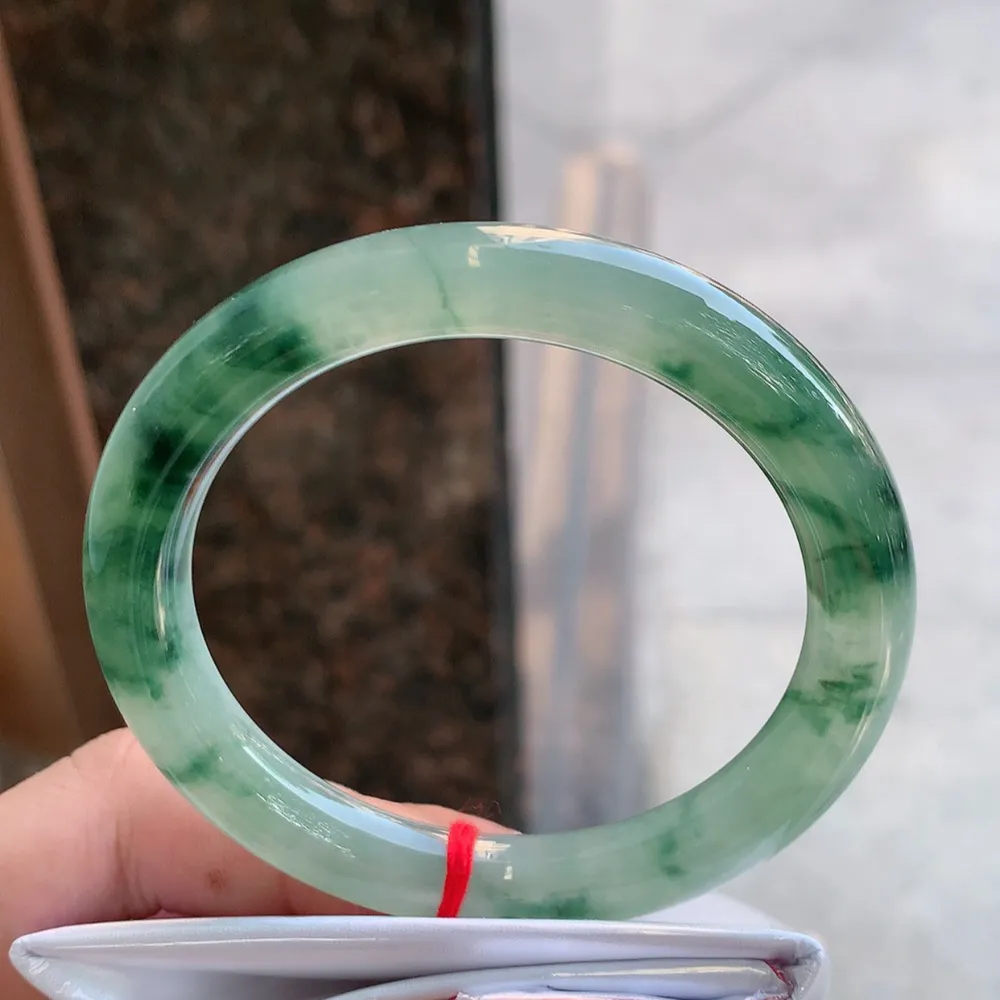 圆条冰飘花 无瑕 尺寸:55.1/9.2 花美