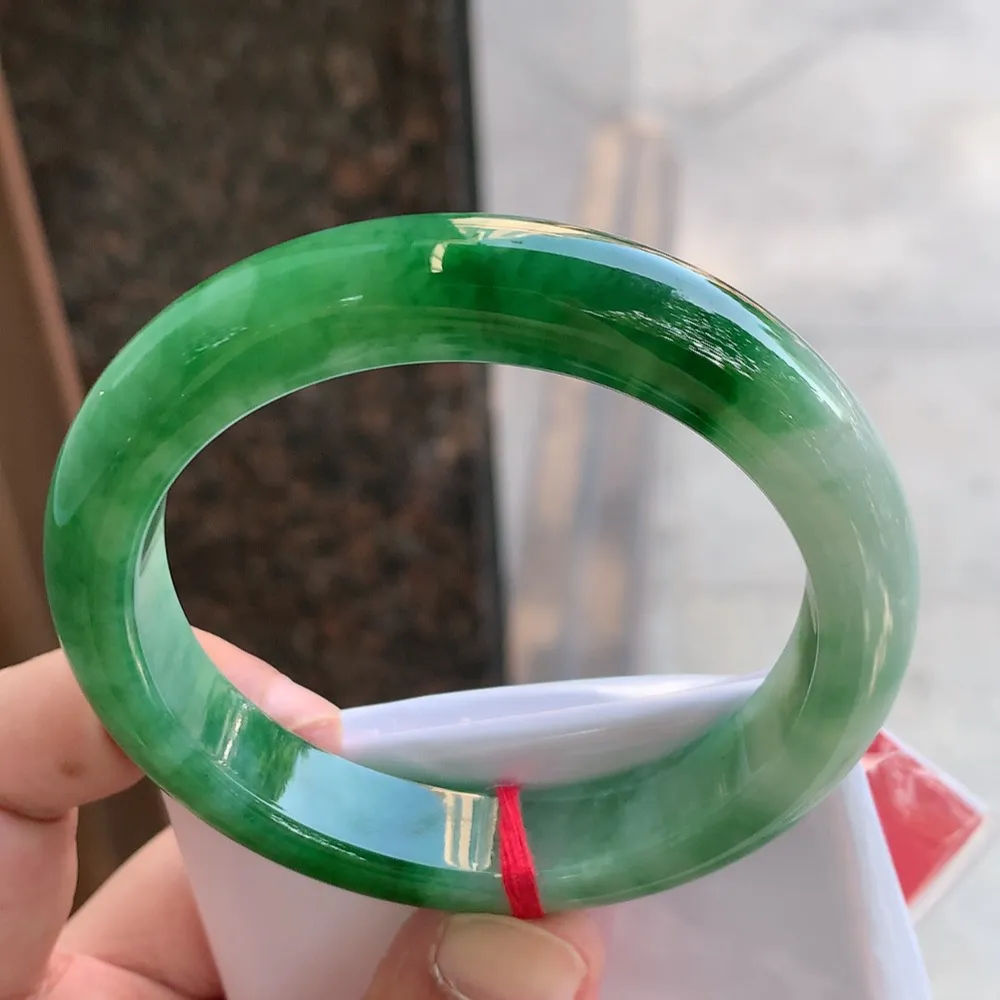 正圈一大节辣绿 无瑕 尺寸:60.1/12/9.1 色好