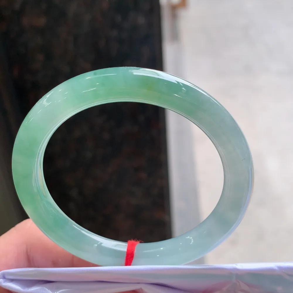 圆条冰绿 无瑕 尺寸:55.3/9 冰润