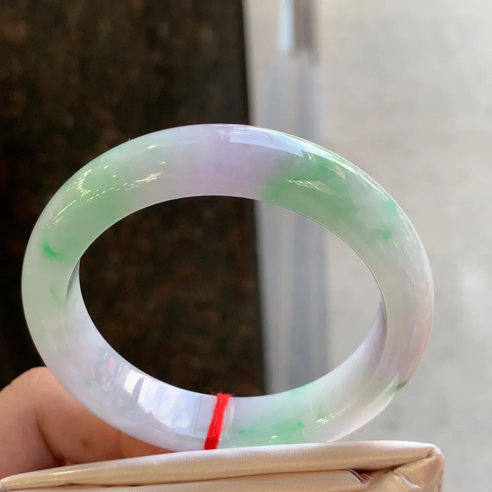 正圈冰糯春彩 无瑕 尺寸:52.4/12.4/8.4 色好