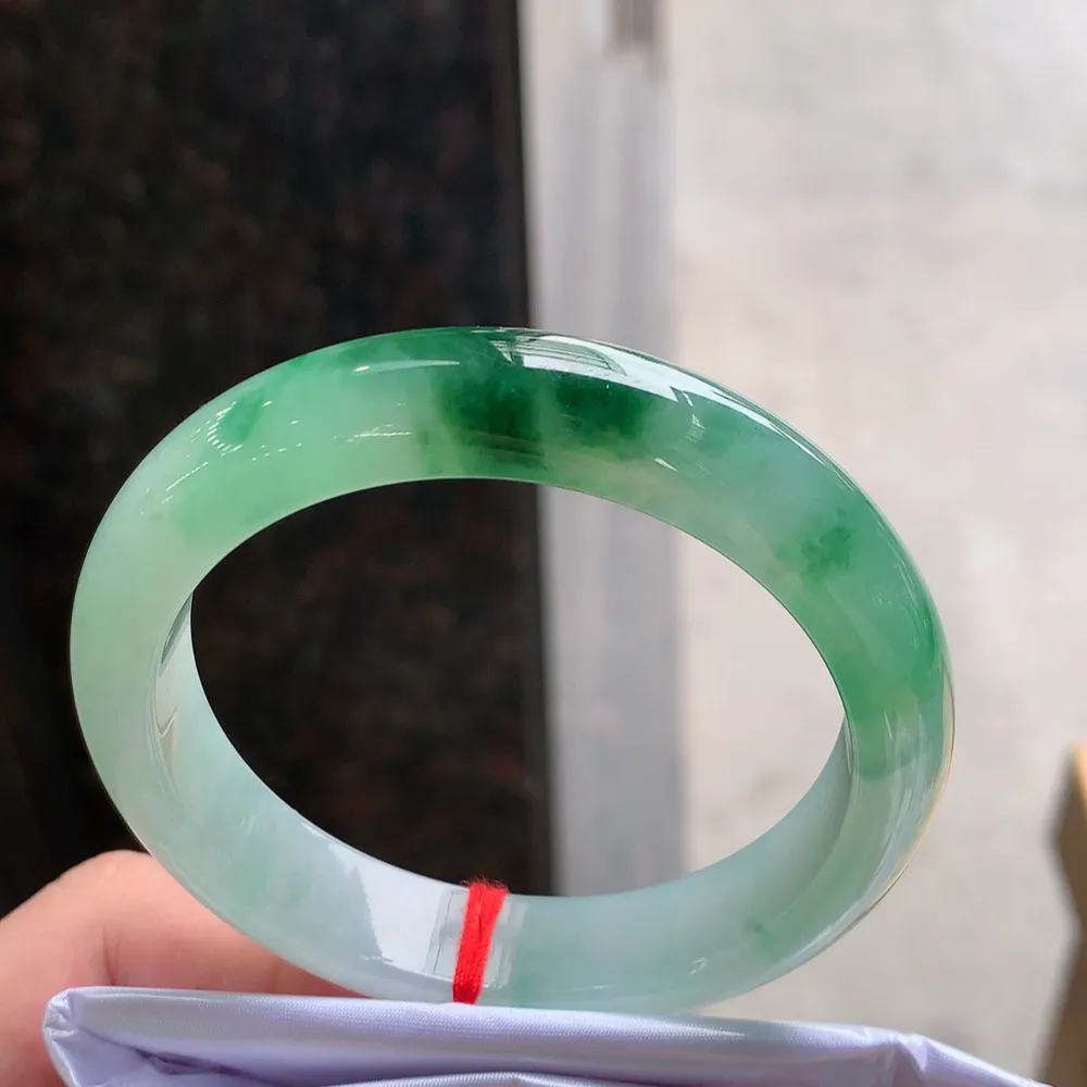 正圈冰辣绿 微细纹 尺寸:56.8/12.4/8.1 种色兼备🥰🥰