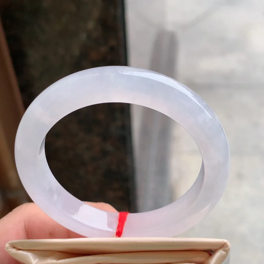 正圈高冰种 无瑕 尺寸:53.1/10.5/8.6 种水好