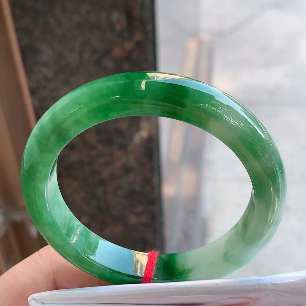 正圈一大节辣绿 无瑕 尺寸:60.1/12/9.1 色好