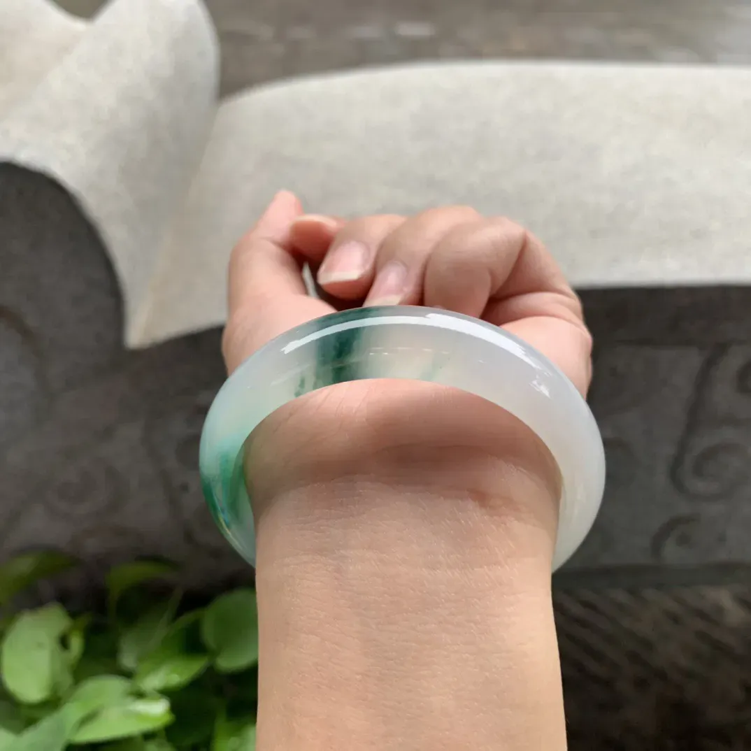 圈口55.3-13.8-7.1 【冰飘绿正圈手镯】正圈55 56可戴