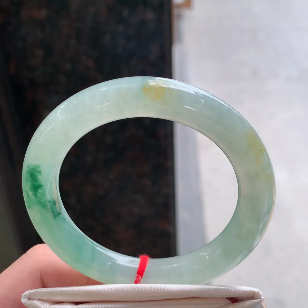 圆条冰黄翡飘花 无瑕 尺寸:57.1/11.1 种水好 花美