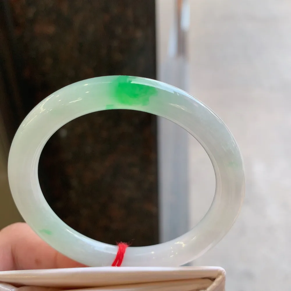 圆条冰阳绿 无瑕 尺寸:53.7/8.5 色好