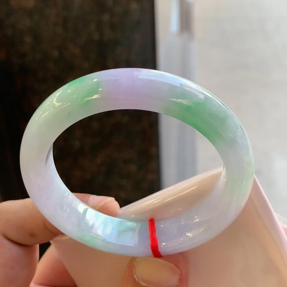 正圈冰糯春彩 无瑕 尺寸:52.4/12.4/8.4 色好