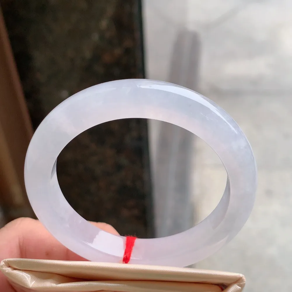 正圈高冰种 无瑕 尺寸:53.1/10.5/8.6 种水好