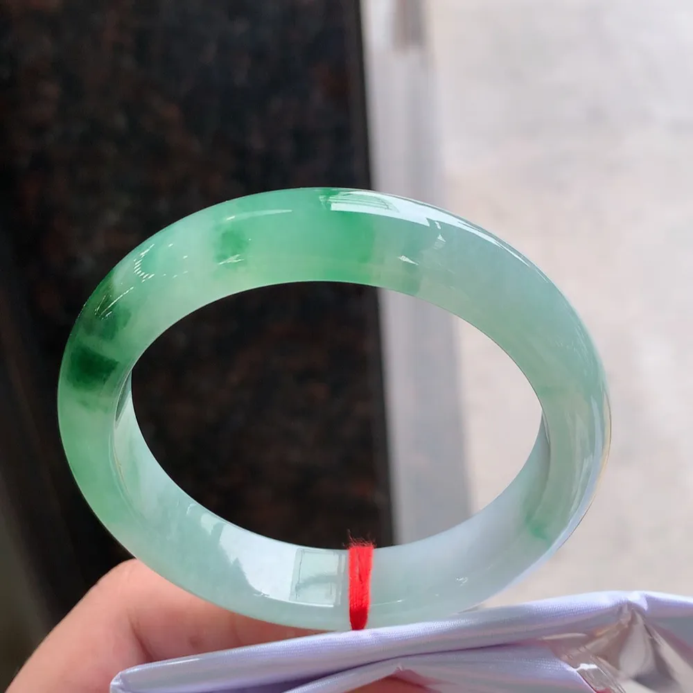 正圈冰辣绿 微细纹 尺寸:56.8/12.4/8.1 种色兼备🥰🥰