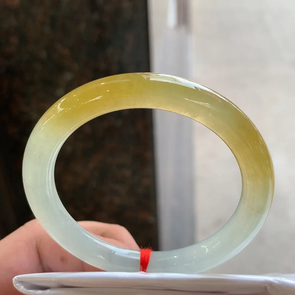 圆条高冰黄翡 无瑕 尺寸:52.6/8.4 种色兼备