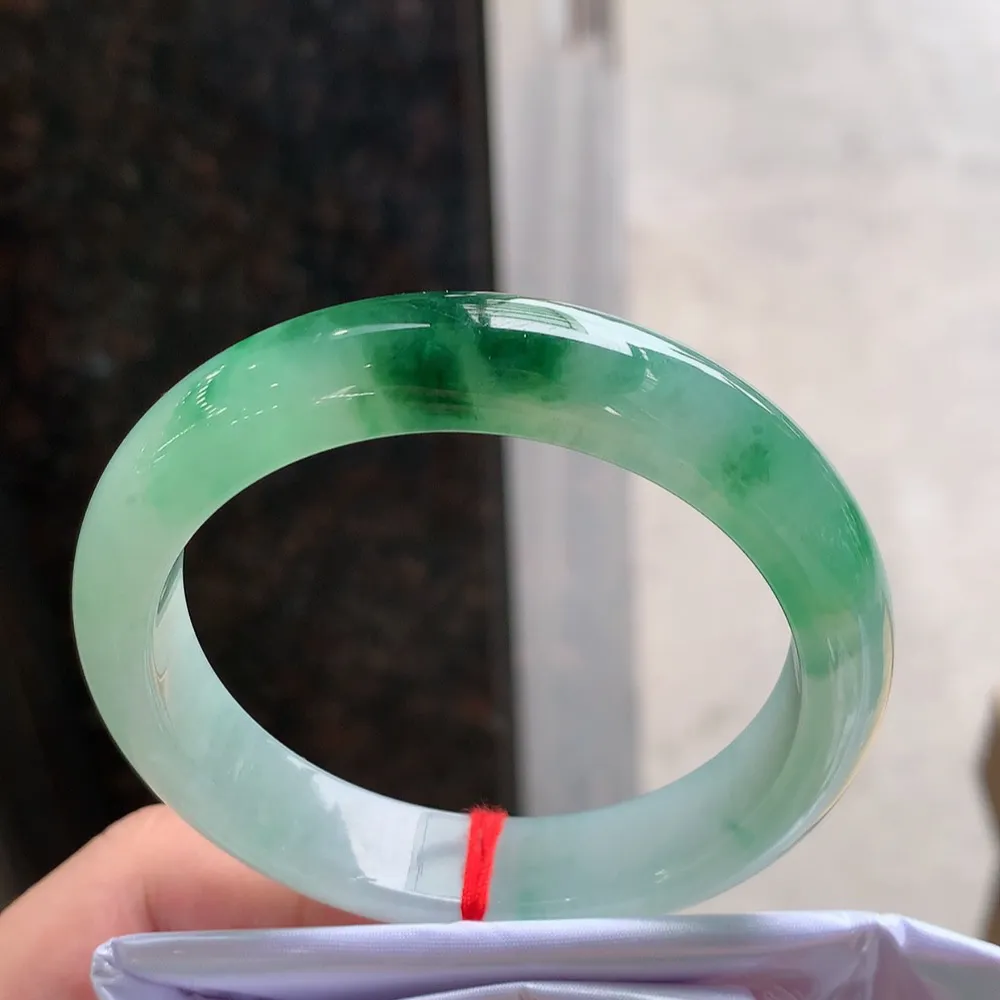 正圈冰辣绿 微细纹 尺寸:56.8/12.4/8.1 种色兼备🥰🥰