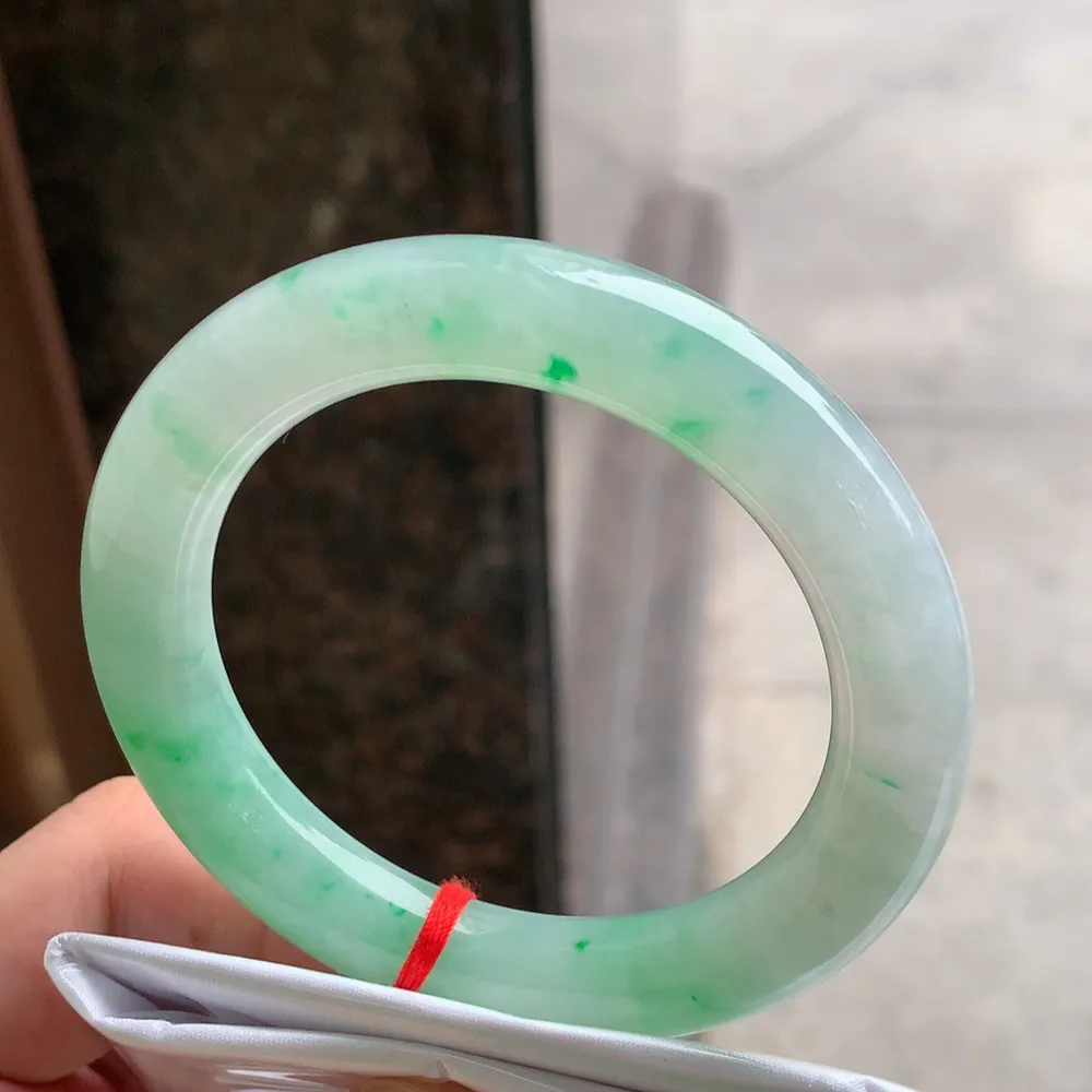 圆条冰糯阳绿 微细纹 尺寸:57.1/11.3 色好🥰🥰