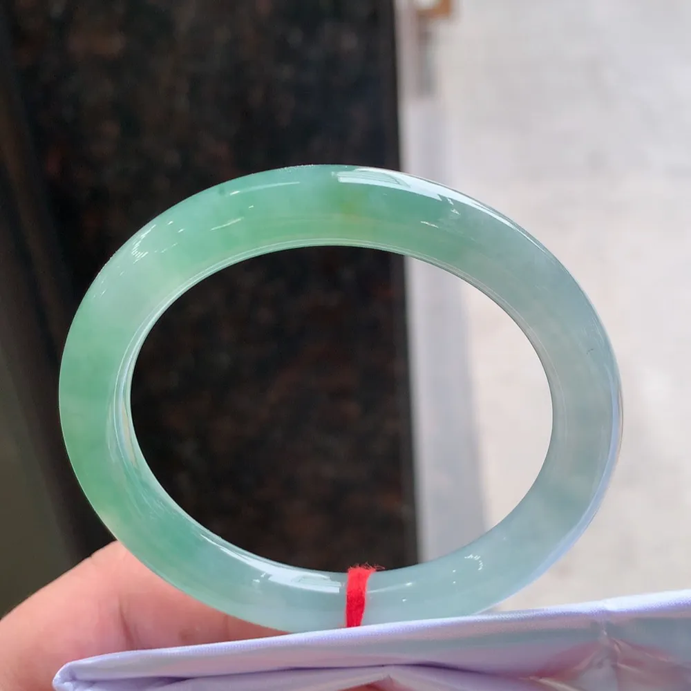 圆条冰绿 无瑕 尺寸:55.3/9 冰润