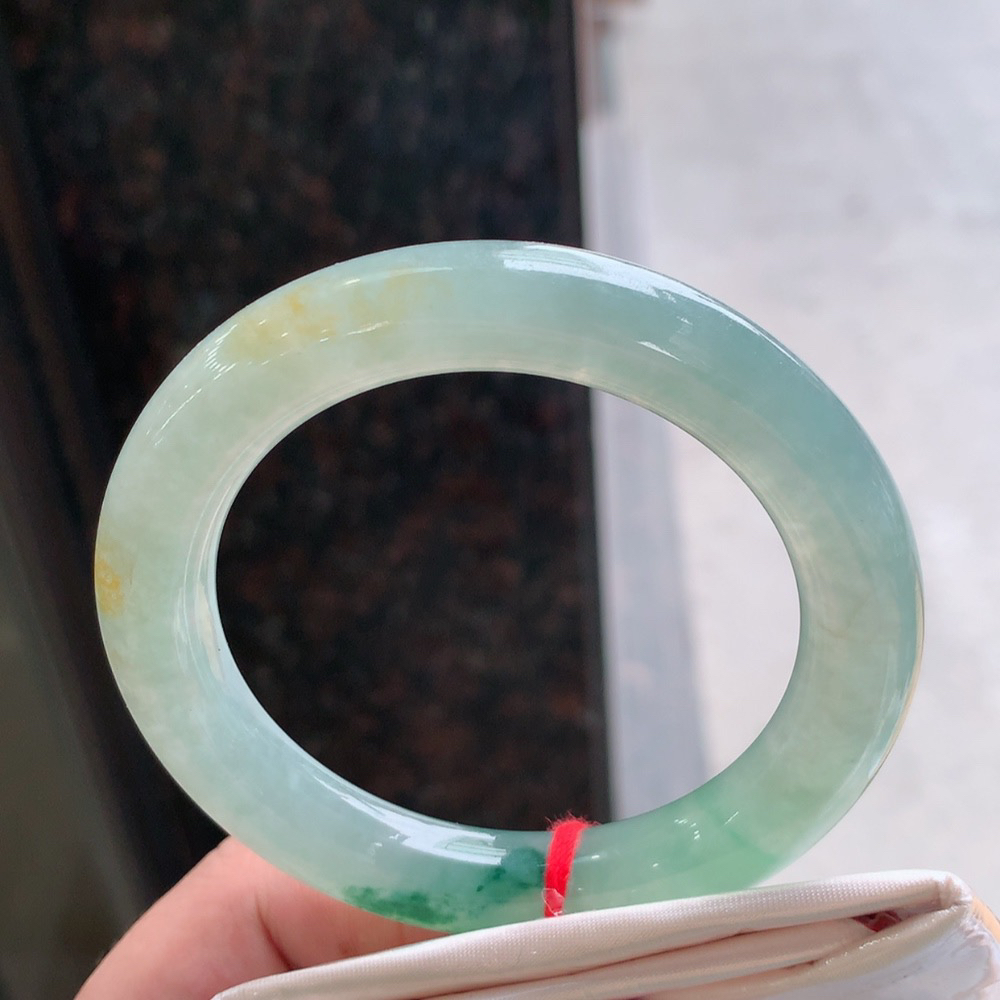 圆条冰黄翡飘花 无瑕 尺寸:57.1/11.1 种水好 花美