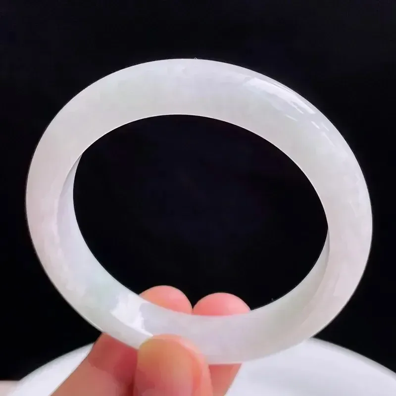 天然翡翠A货好种水53mm正圈手镯46.66 克