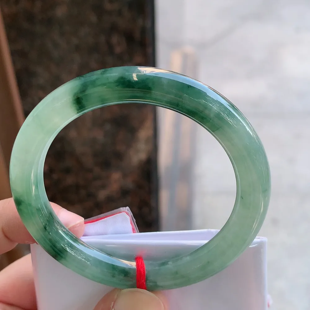 圆条冰飘花 无瑕 尺寸:55.1/9.2 花美