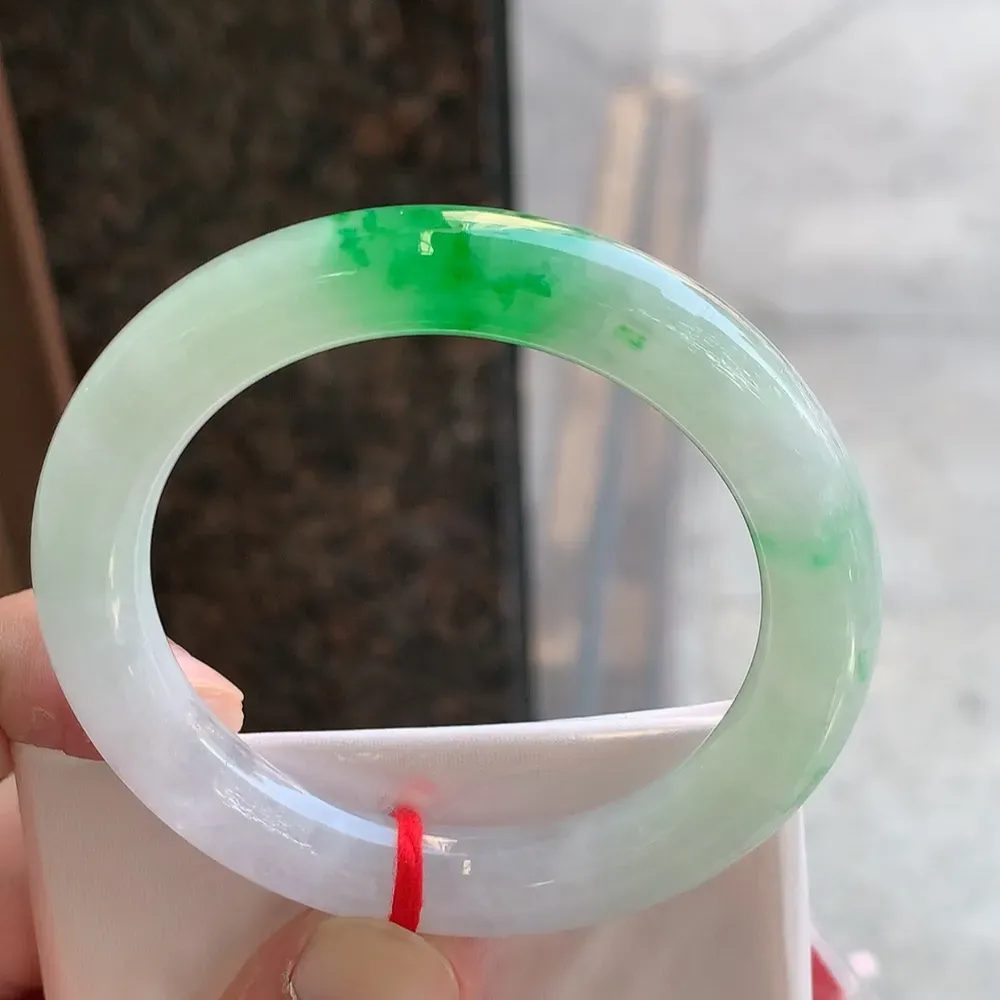 圆条冰糯阳绿 冰晶体线 尺寸:52.7/9.4/9.6 色好🥰🥰