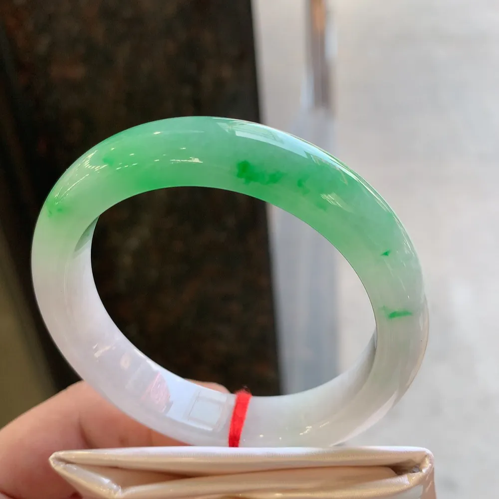 正圈冰阳绿淡淡紫 无瑕 尺寸:56.1/12.3/8.9 色好🥰🥰