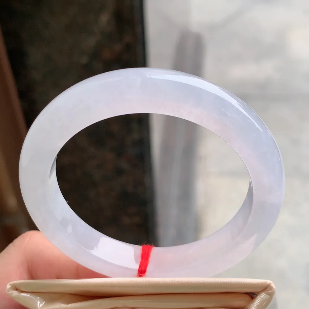 正圈高冰种 无瑕 尺寸:53.1/10.5/8.6 种水好