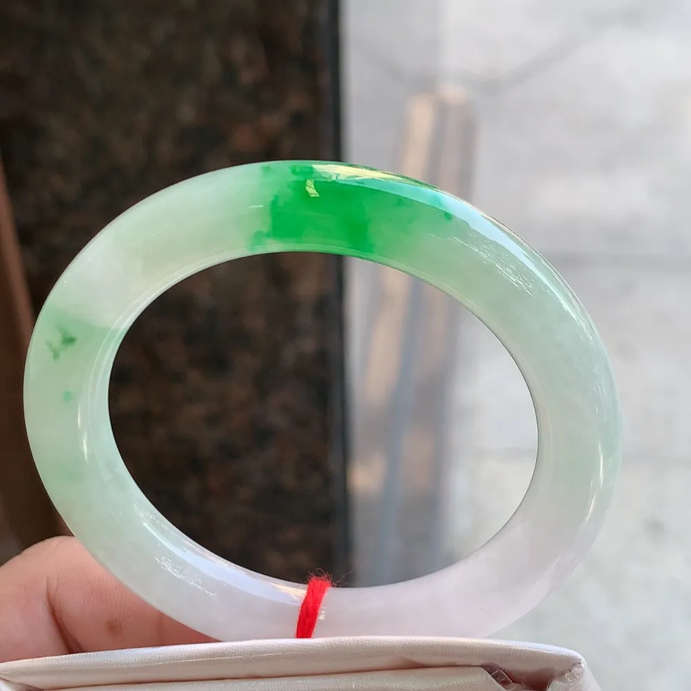 圆条冰糯阳绿 冰晶体线 尺寸:52.7/9.4/9.6 色好🥰🥰