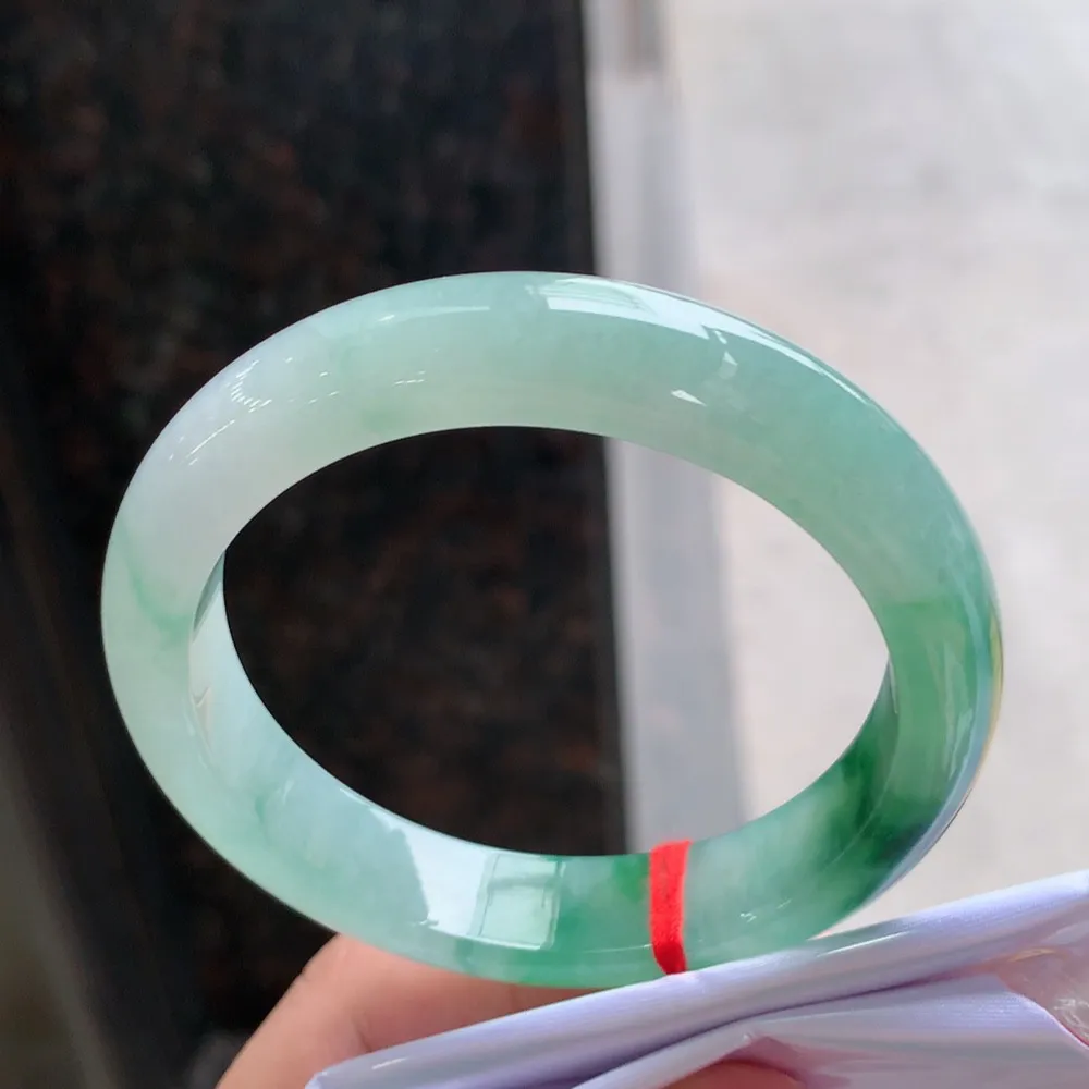 正圈冰辣绿 微细纹 尺寸:56.8/12.4/8.1 种色兼备🥰🥰