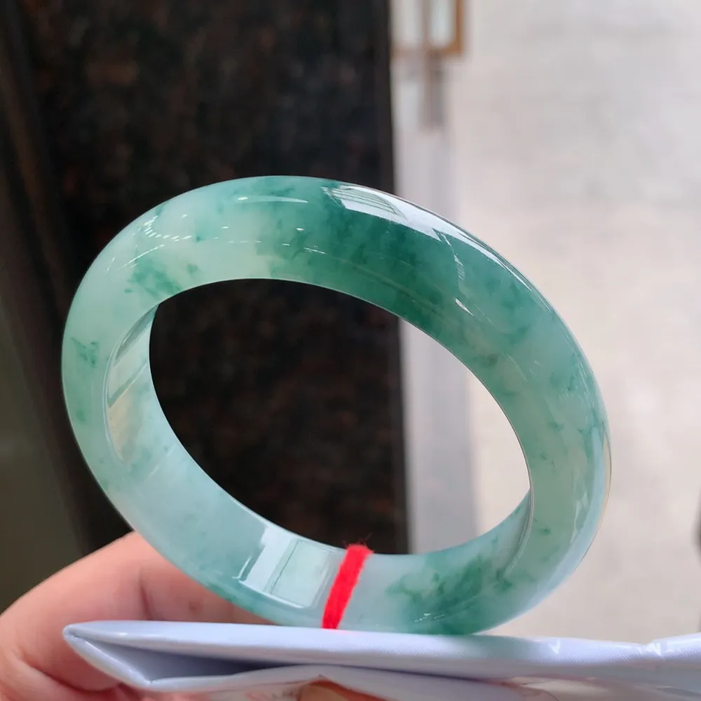 正圈冰飘花 无瑕 尺寸:60.1/14.5/9.5 花美