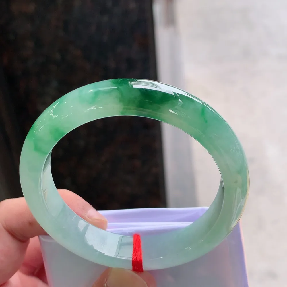 正圈冰辣绿 微细纹 尺寸:56.8/12.4/8.1 种色兼备🥰🥰