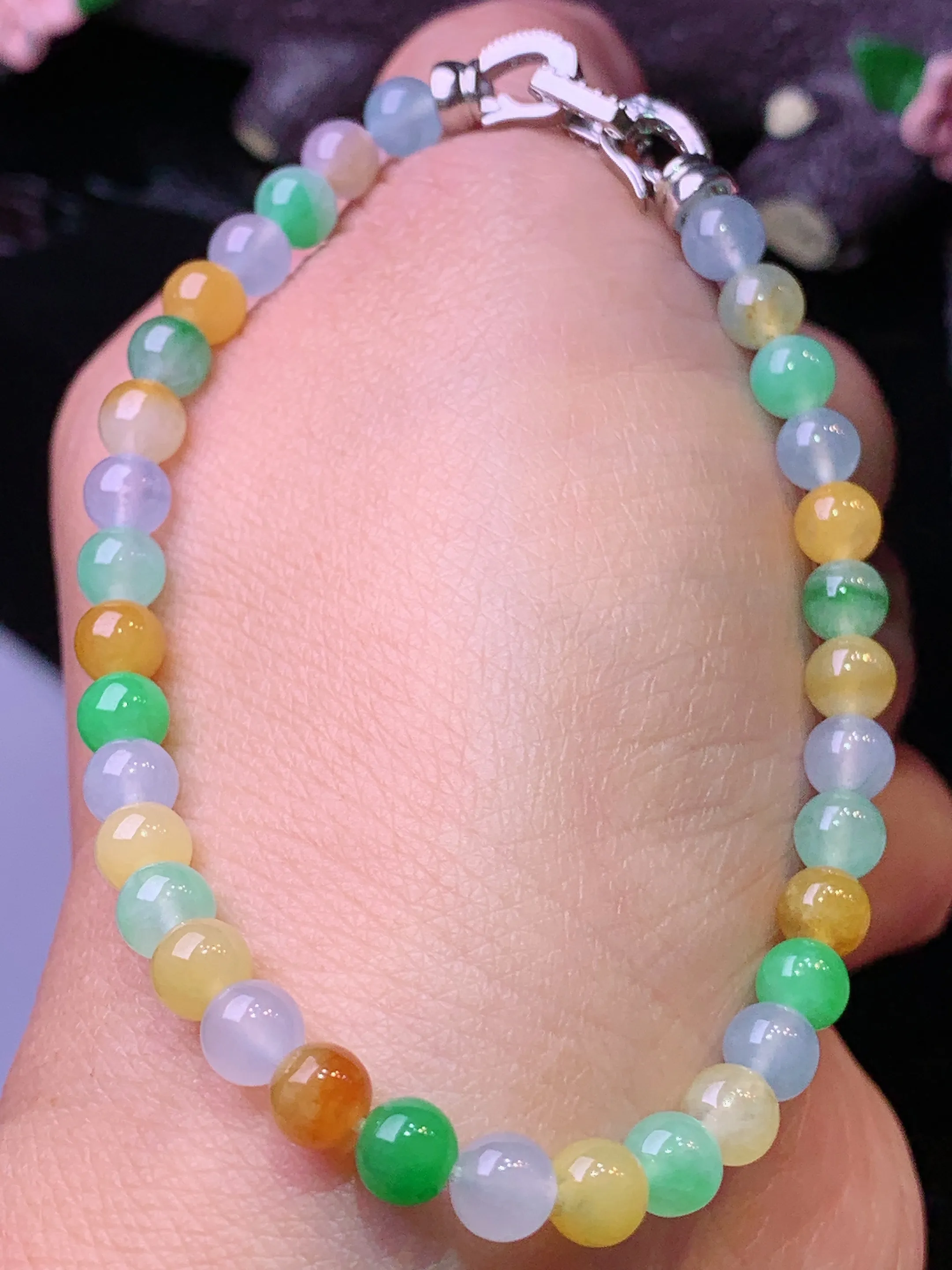 多彩圆珠手链 玉质细腻 水润亮眼 色泽艳丽 整体尺寸5