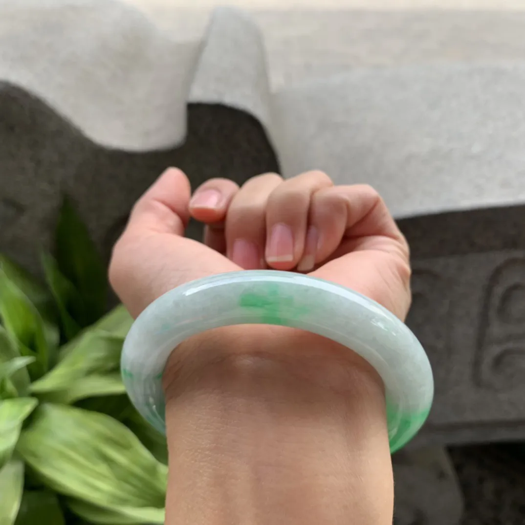 圈口55.1-11.5-11.2 【飘阳绿圆条手镯】圆条55 56可戴