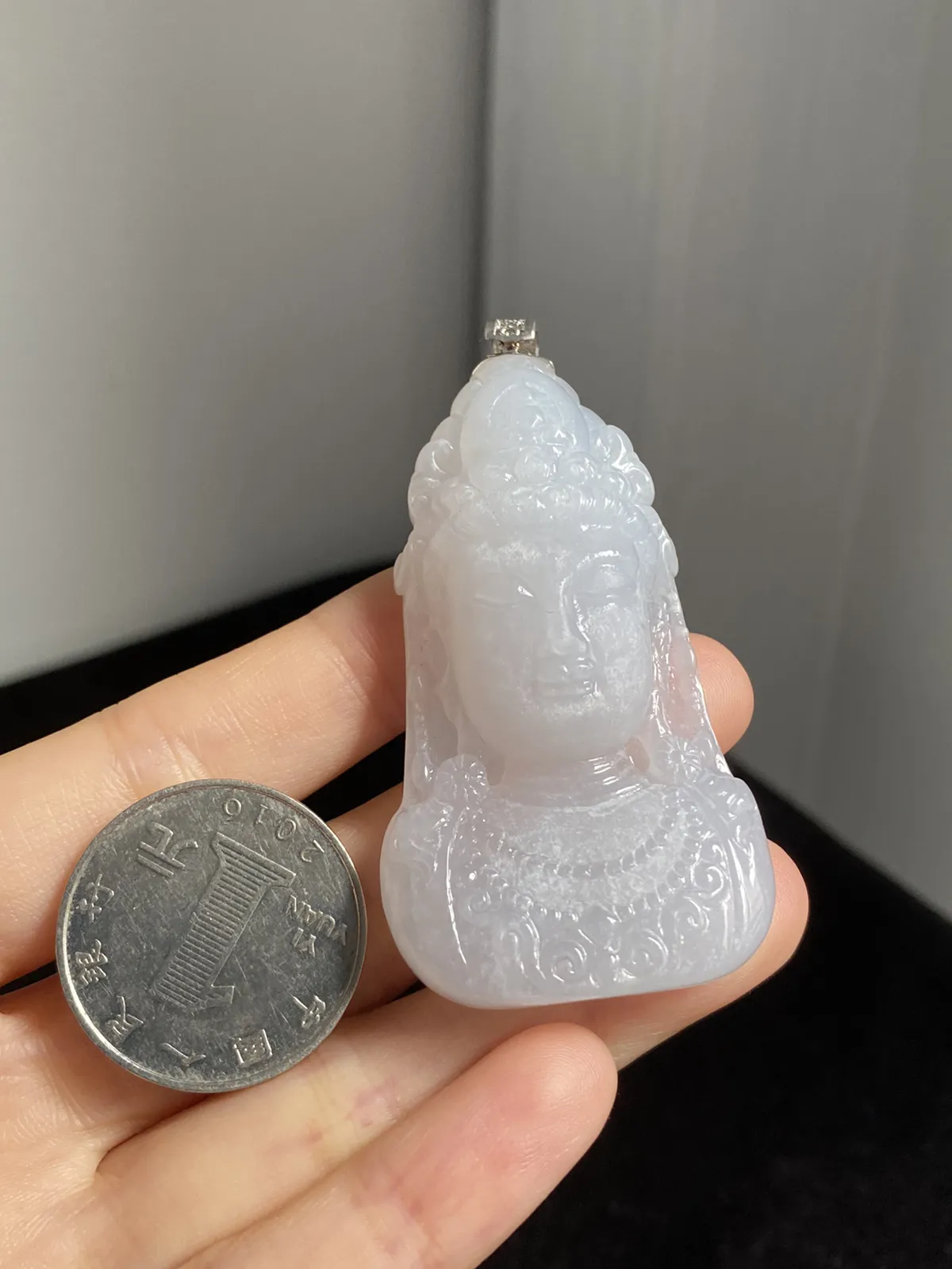 翡翠糯化种黄色翡翠，印记：G18K