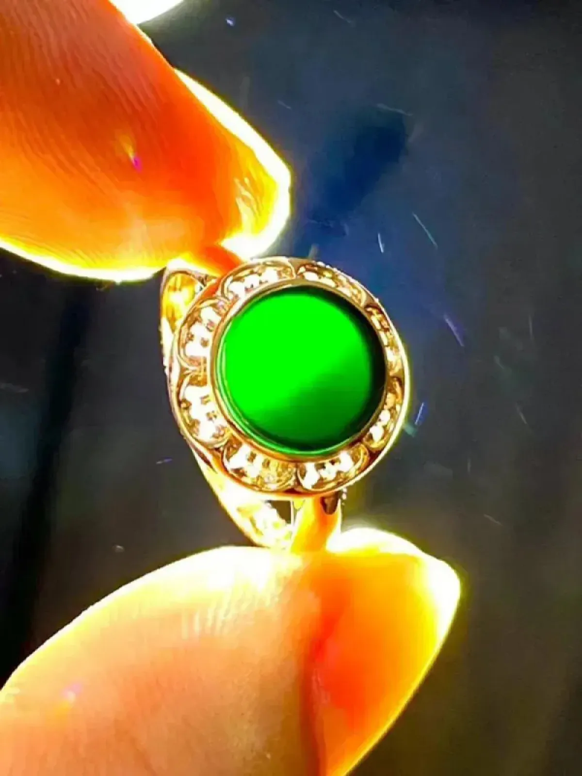 墨翠【平安扣戒指】18K金+南非钻镶嵌，细腻干净，黑度极黑，性价比高，雕工精湛，打灯透绿 裸石尺寸9