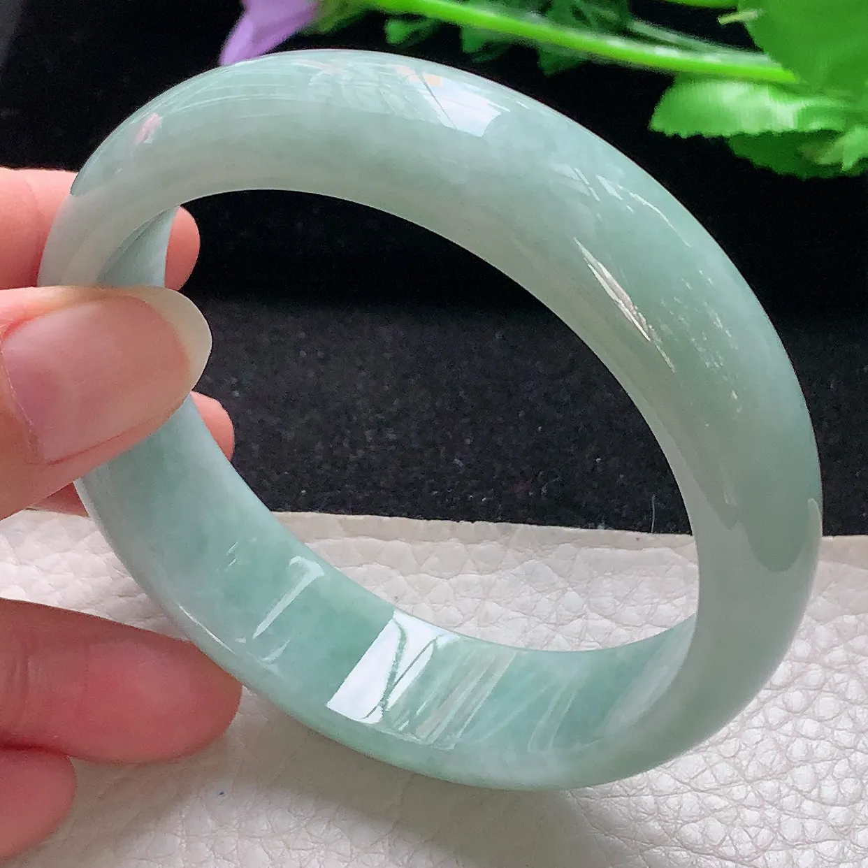 js大圈口61*17.4*7.6轮胎镯 翡翠a货玉手镯清新宽边珠宝玉手环
