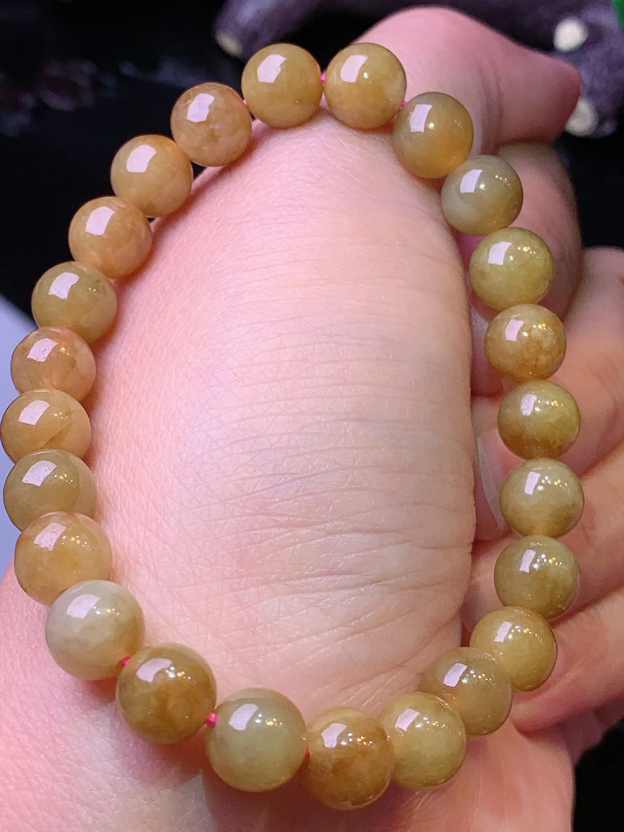 黄翡圆珠手链 玉质细腻 水润亮眼 色泽艳丽 整体尺寸7.5