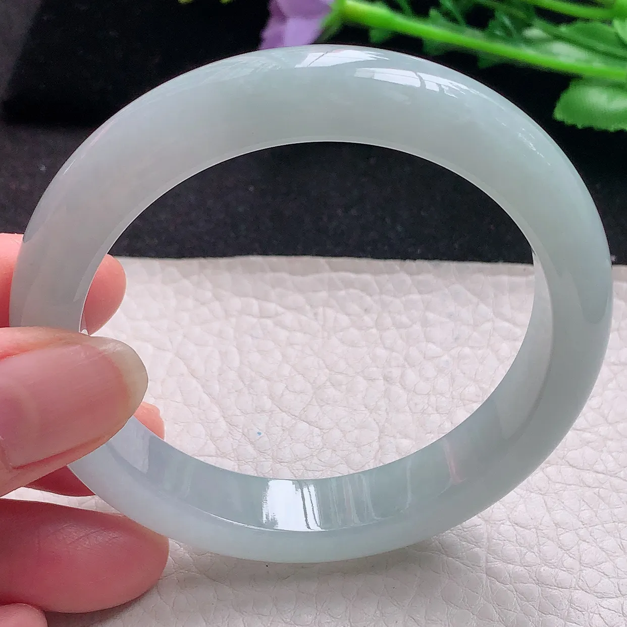 nr自然光58*12*8.5平安镯 翡翠a货玉手镯白月光宽边珠宝玉手环