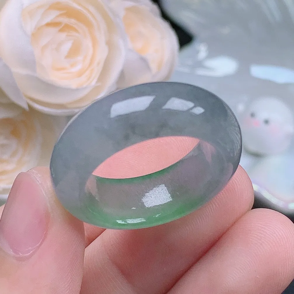 缅甸翡翠老坑冰种水润起胶半山水轮胎冰绿乌鸡戒指玉指环  水润通透 尺寸：20.4-9.6-5.2mm 24号圈口