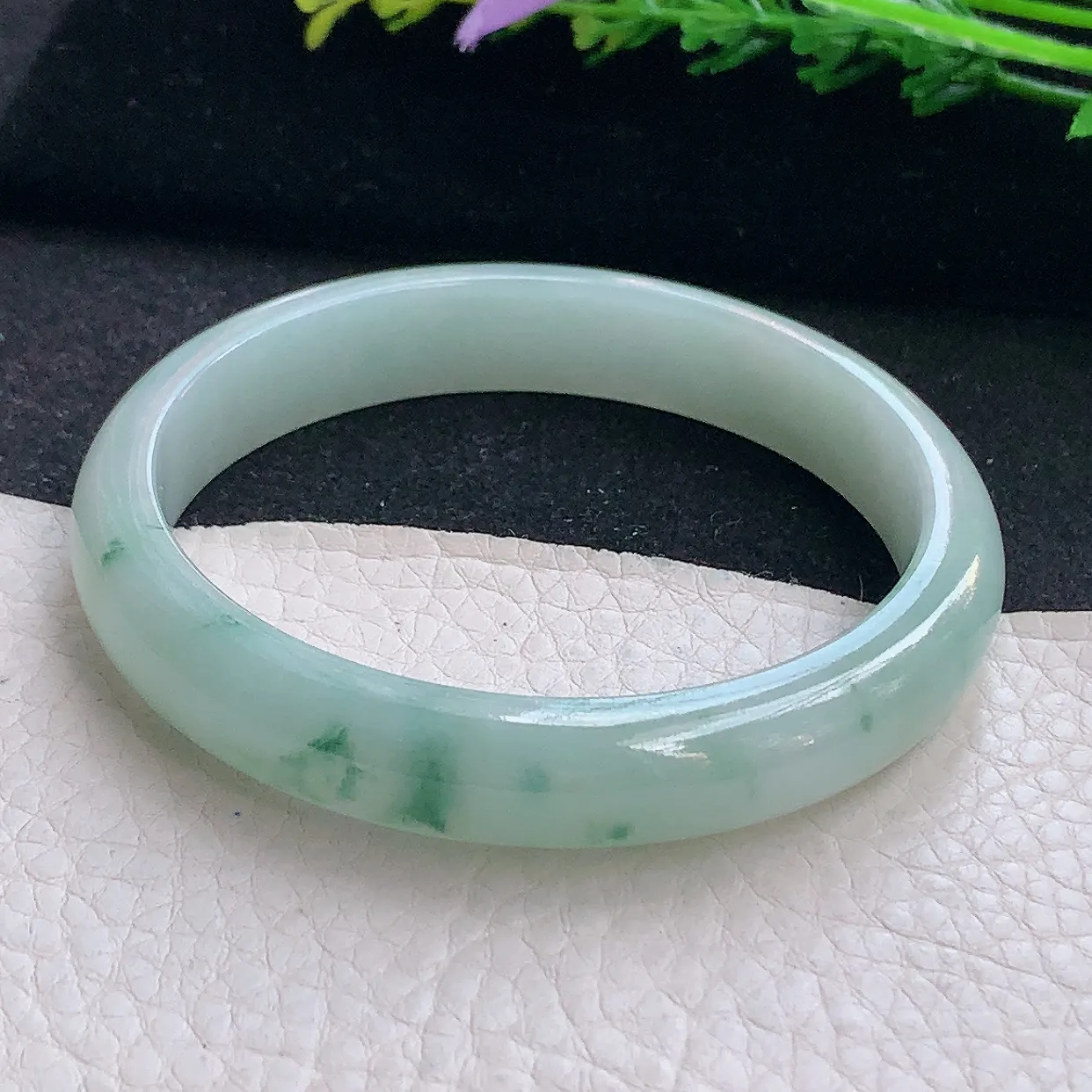 js自然光59*11*7平安镯 翡翠a货玉手镯冰飘花宽边珠宝玉手环