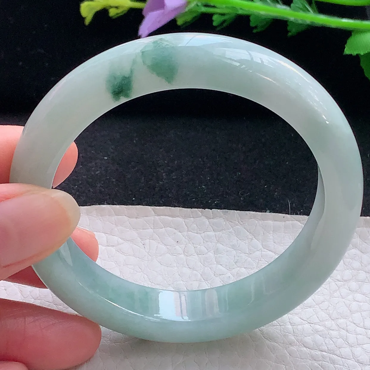 r自然光56.5*12.6*8.8平安镯 翡翠a货玉手镯飘花宽边珠宝玉手环